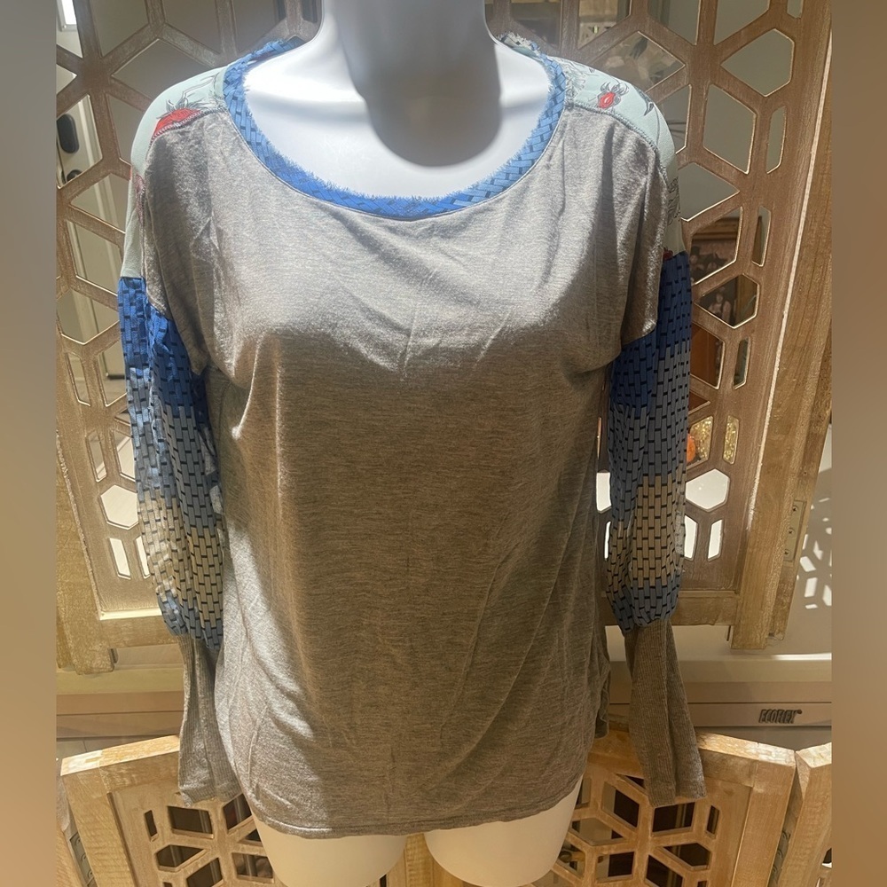 Anthropologie | Tiny Balloon Sleeve Blouse - Picture 3 of 8